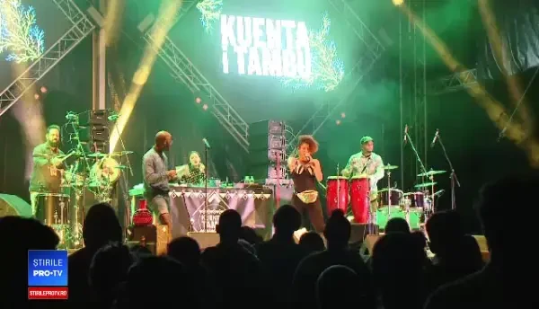 Festivalul Revolution, la Timişoara. Mii de oameni au dansat până dimineaţa