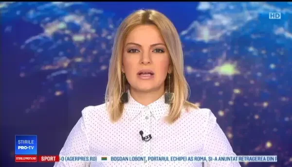 Bărbat din Capitală, salvat de pompieri după ce apartamentul său a luat foc