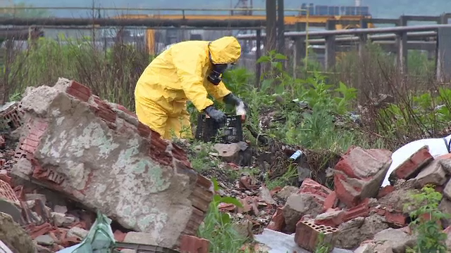 Recipiente cu substanțe toxice, descoperite în Bistriţa. Autorităţile sunt în alertă