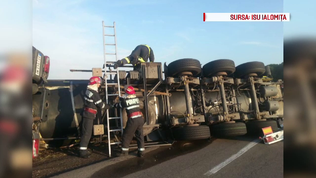 Cisternă cu lichid inflamabil, răsturnată în Ialomița. Șoferul a fost grav rănit