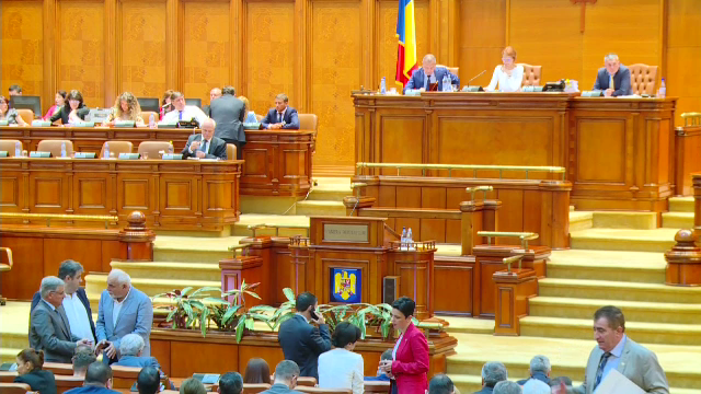 Scandal în Parlament, după votarea Fondului Suveran de Investiţii. Opoziția acuză un ”jaf național”