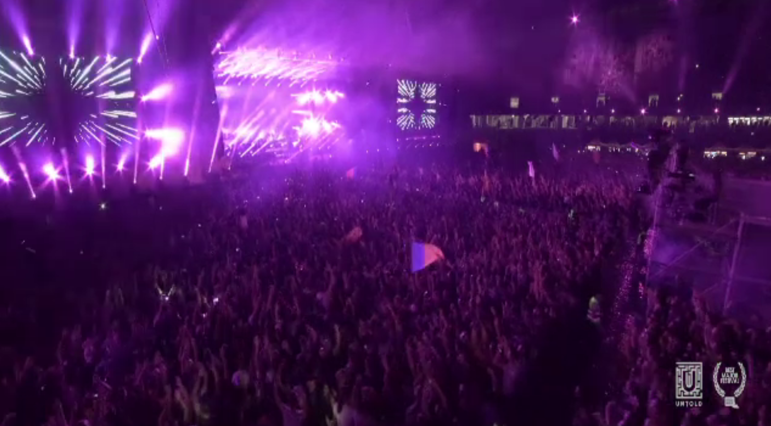 Abonamente la Untold și Neversea, oferite elevilor care iau 10 la Bacalaureat. Anunțul organizatorilor