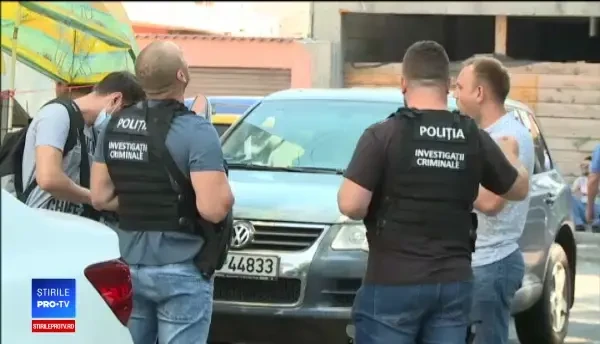 Percheziții la clanul interlop Ștoacă. Fiul unui fost senator e cercetat în dosar