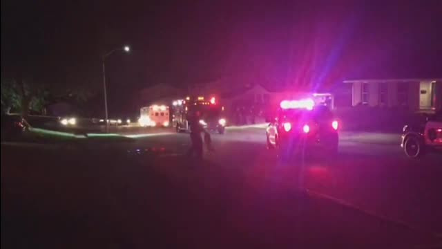 Român care studia în SUA, împuşcat în garajul casei. Prietenul său, martor la execuţie