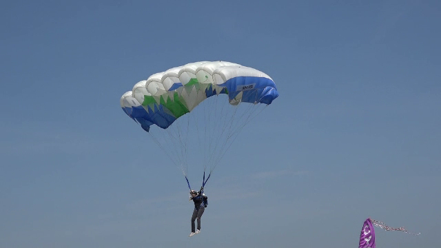 Parașutiștii români se pregătesc intens pentru Campionatul est-european