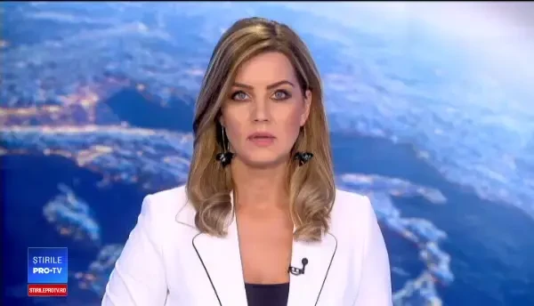 Scandal filmat într-un autobuz din Iași, provocat de câțiva nuntași. Șoferul a fost agresat