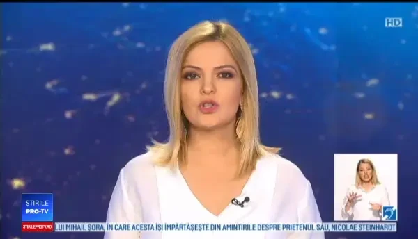 Doi tineri au ajuns la spital, după ce mașina pe care ar fi încercat să o alimenteze a luat foc