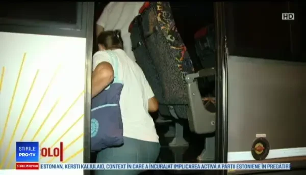 Mitingul PSD. Oameni aduși cu sute de autocare şi garnituri de tren