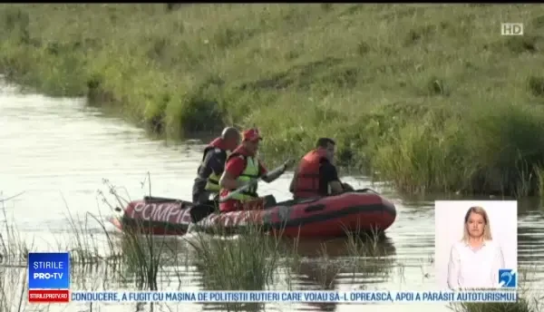 Un copil de 12 ani a murit înecat într-un canal de irigații, sub privirile prietenilor lui