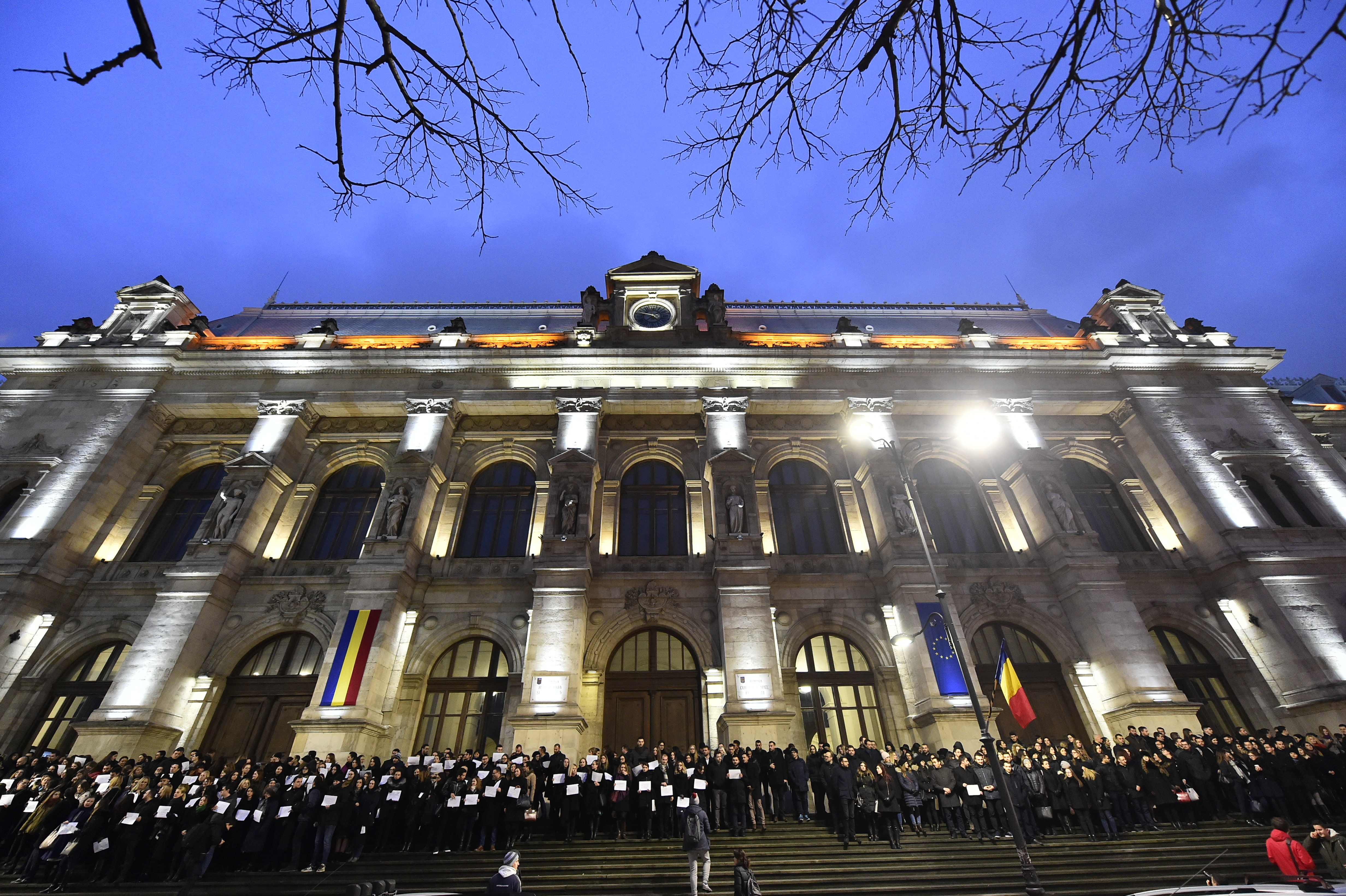 Kronika cere locuri speciale pentru judecători și procurori maghiari. Au probleme pentru că nu cunosc bine limba română