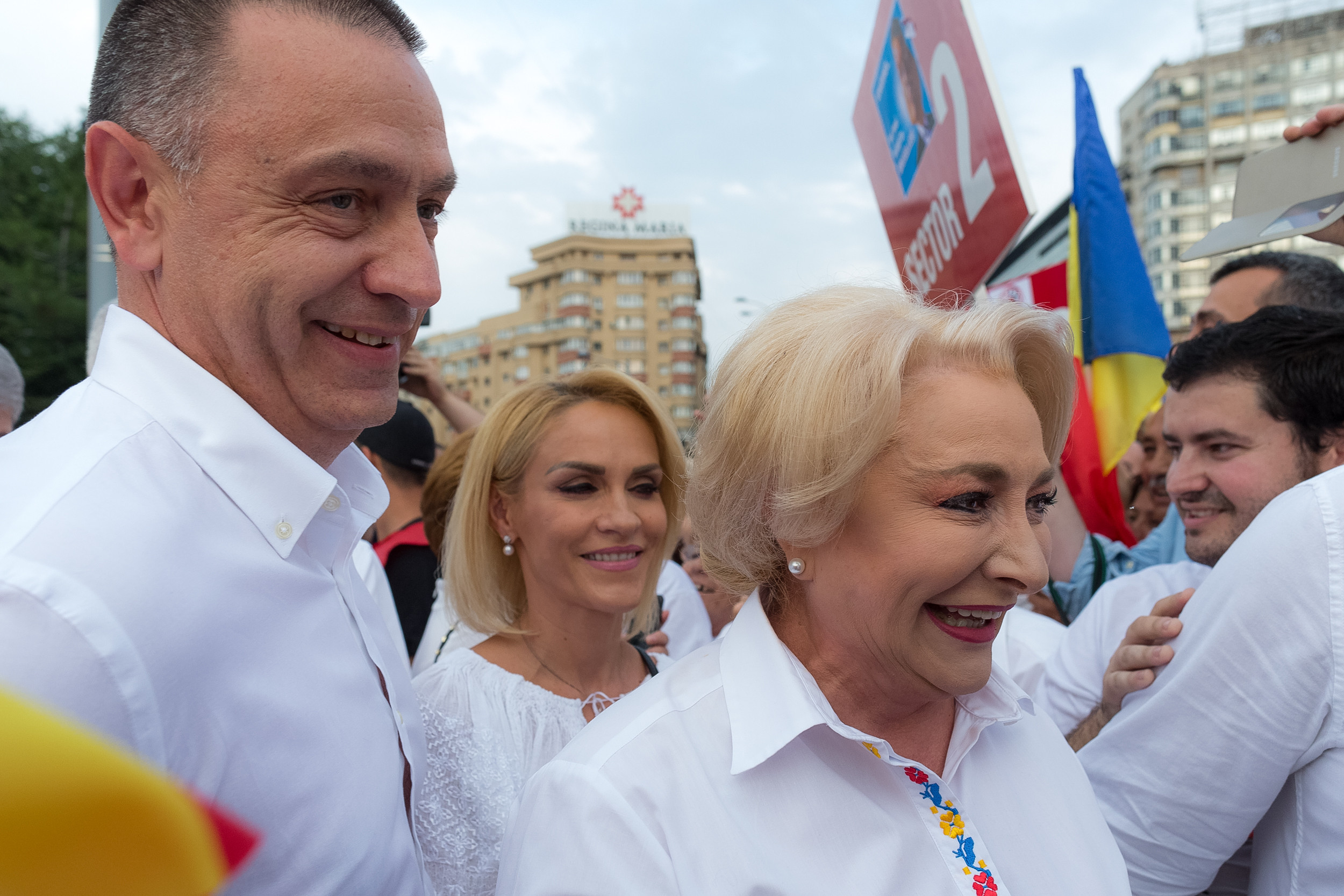 Europarlamentar: ”Nu am văzut în viața mea un prim ministru care să spună atâtea neadevăruri despre propriul popor”