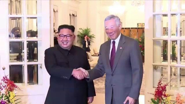 Donald Trump și Kim Jong-un s-au întâlnit cu premierul din Singapore înaintea summitului