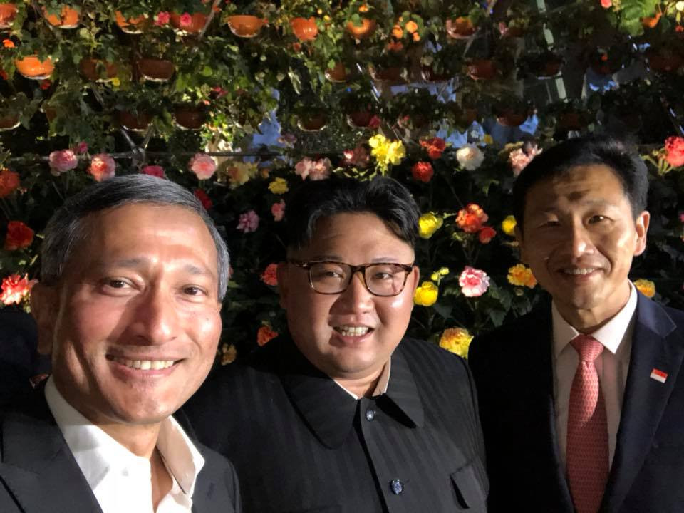 Cine sunt primii oameni care şi-au făcut selfie-uri cu Kim Jong-Un