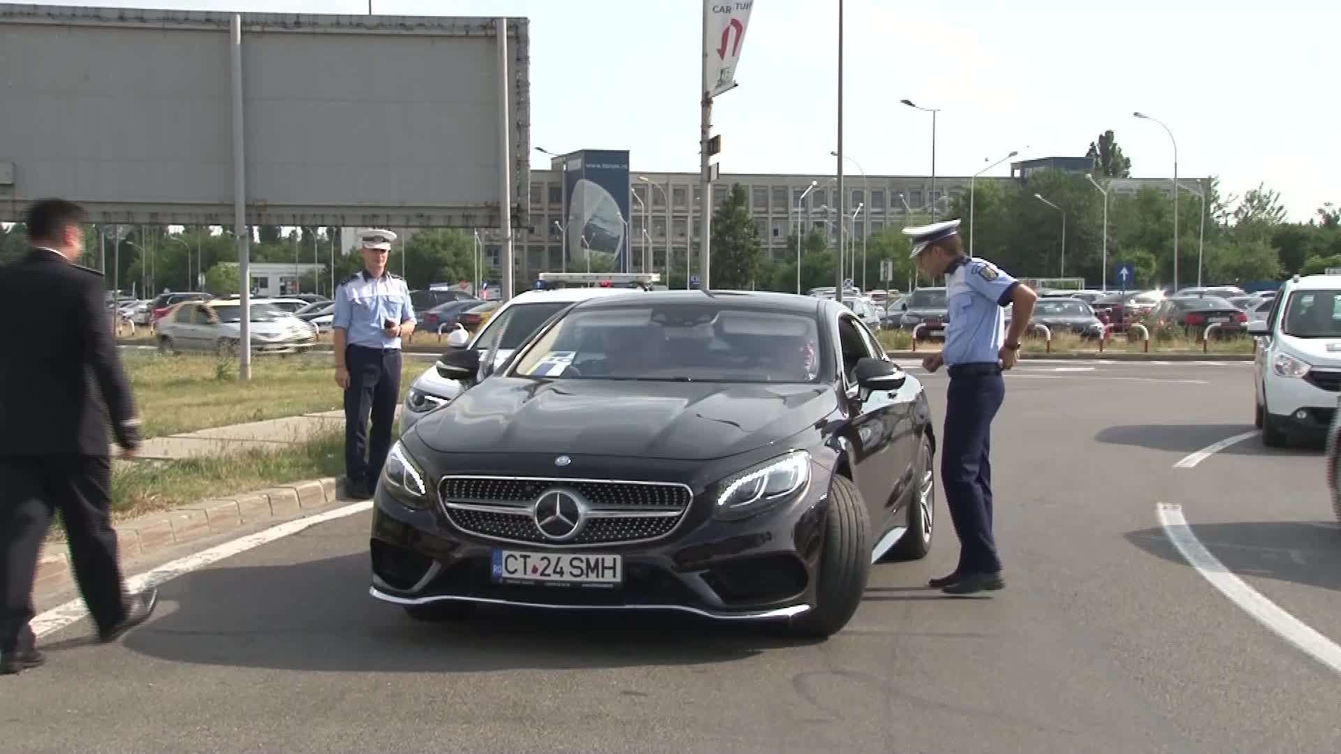 Simona Halep, oprită de poliție, la întoarcerea acasă. Gestul impresionant al oamenilor legii. VIDEO