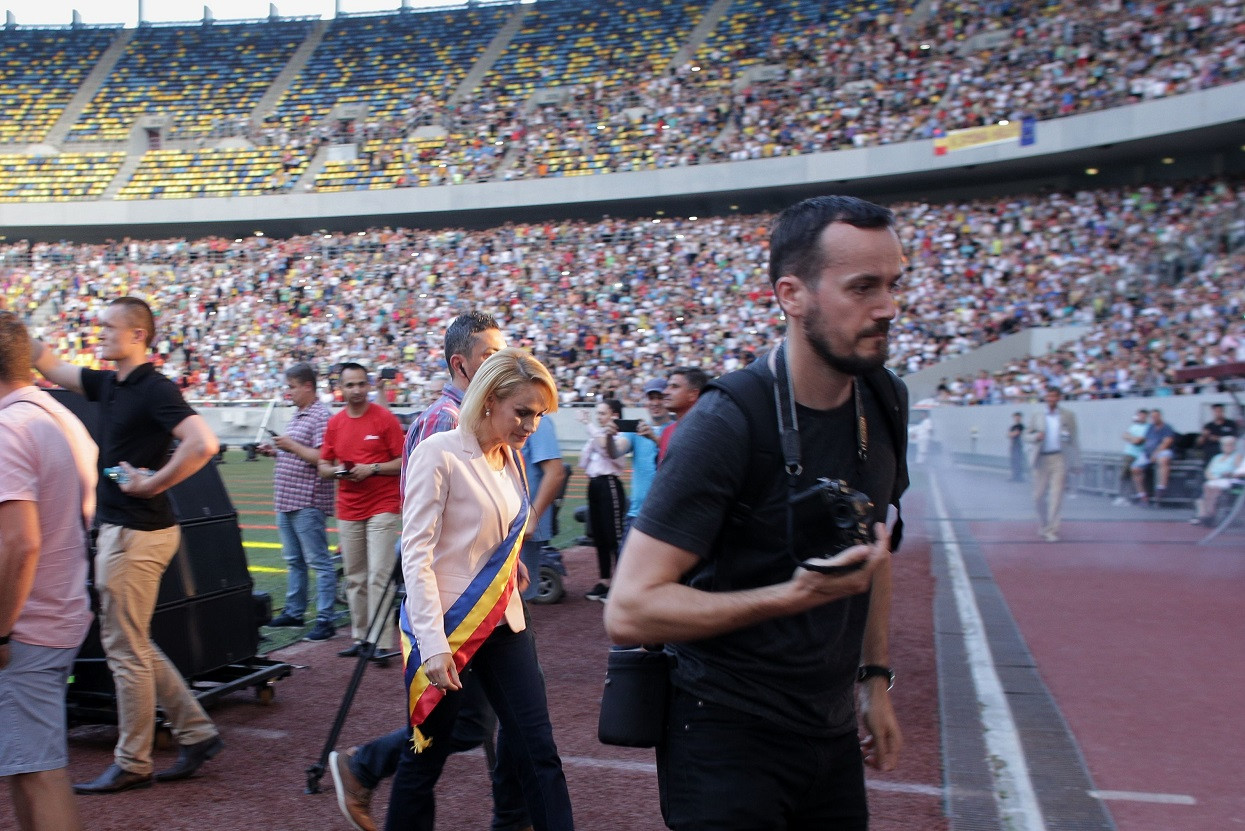 EXCLUSIV. Gabriela Firea explică de ce, pentru o zi, nu a mai avut cont de Facebook