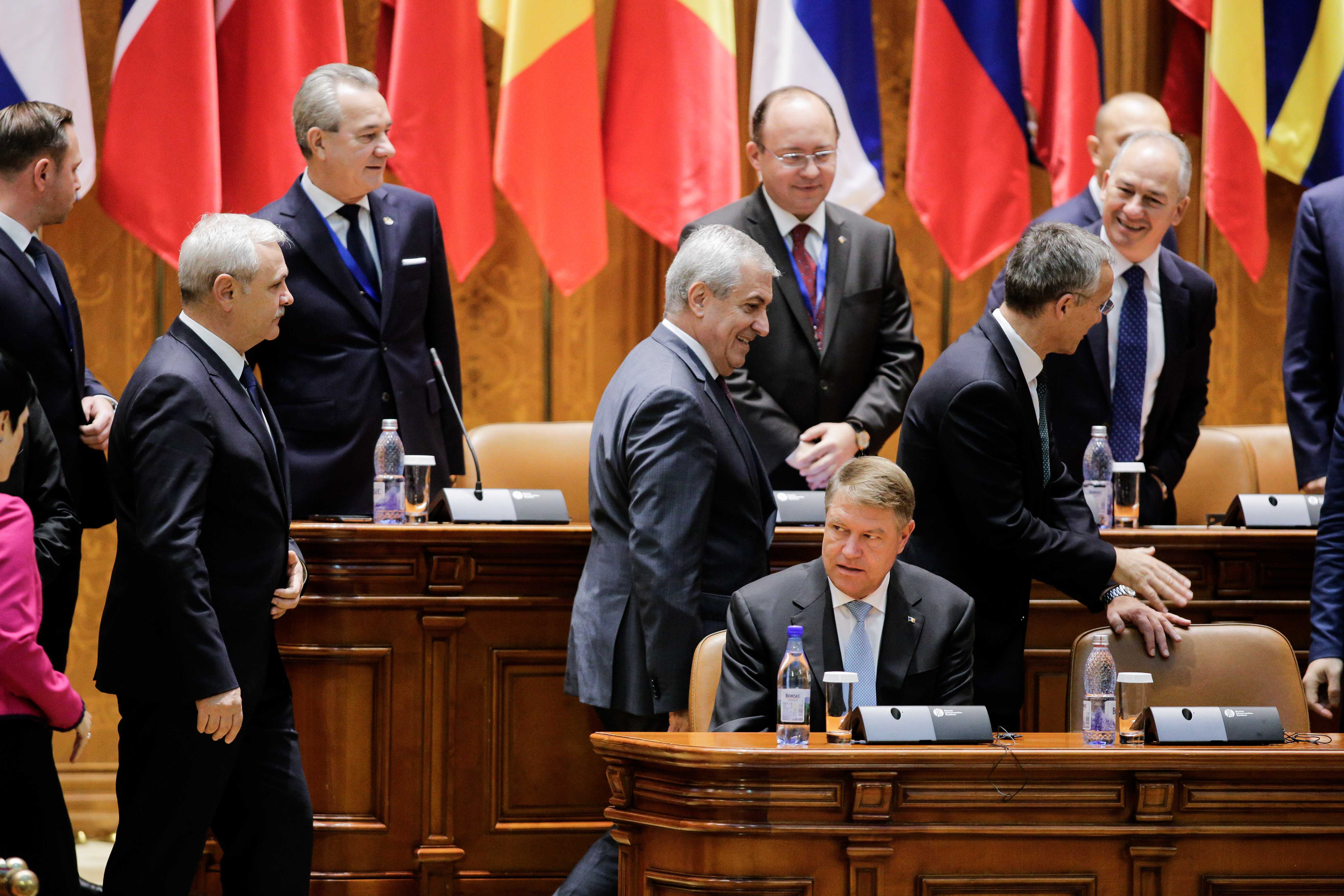 Ședință solemnă în Parlament. Iohannis, Dragnea și Dăncilă s-au criticat reciproc cu ocazia celebrării Centenarului