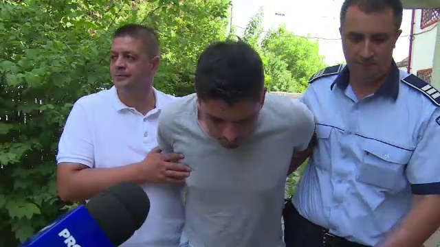 Obiceiul bolnav al unui recidivist. Urmărea femeile din Titu cum se dezbrăcau