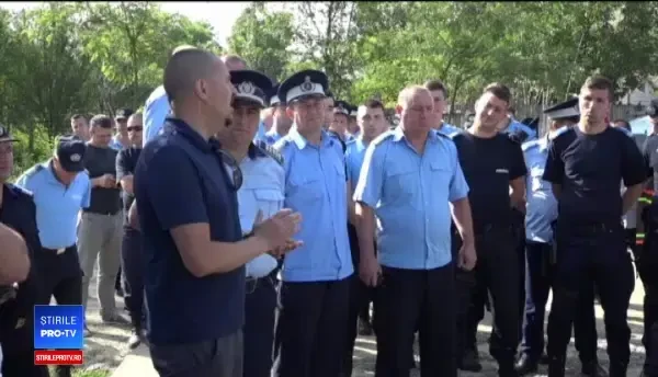 O fată de 11 ani din Vaslui a plecat de acasă după ce i-a lăsat un bilet mamei sale