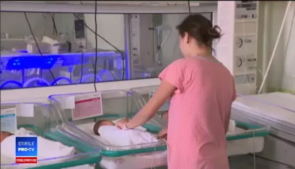 ''Grijă pentru copii'', campanie susținută de Simona Halep pentru a salva copiii născuți prematur