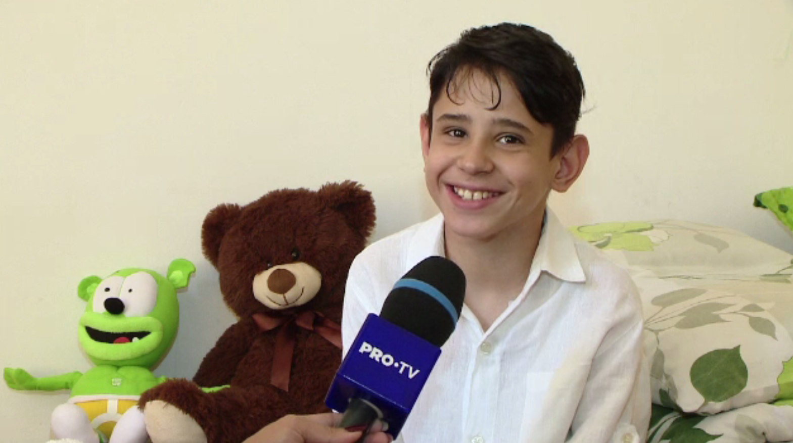 Abandonat la naștere, Marian își caută acum o familie. Mesajul emoționant pe care îl transmite