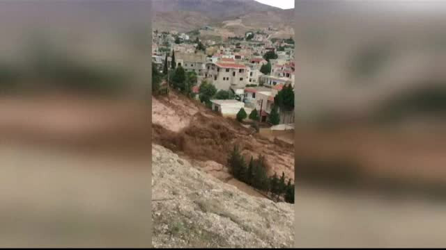 Potop la marginea deşertului, în Orientul Mijlociu