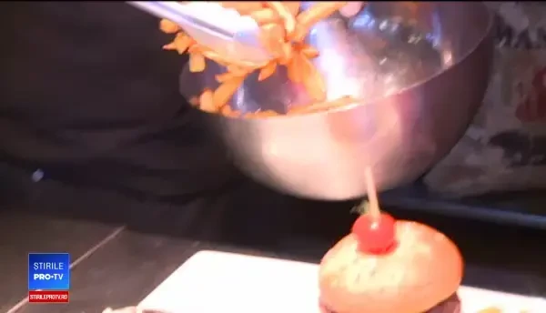 Criză de muncitori în turism. Angajatorii vor străini, pentru că românii cer salarii mari