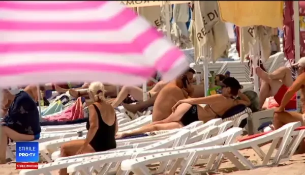 Tichetele de vacanţă au umplut Litoralul de turişti. Cum pot fi folosite
