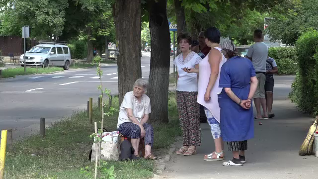 Un bărbat a murit în stradă, în Bârlad, imediat după ce a fost externat din spital