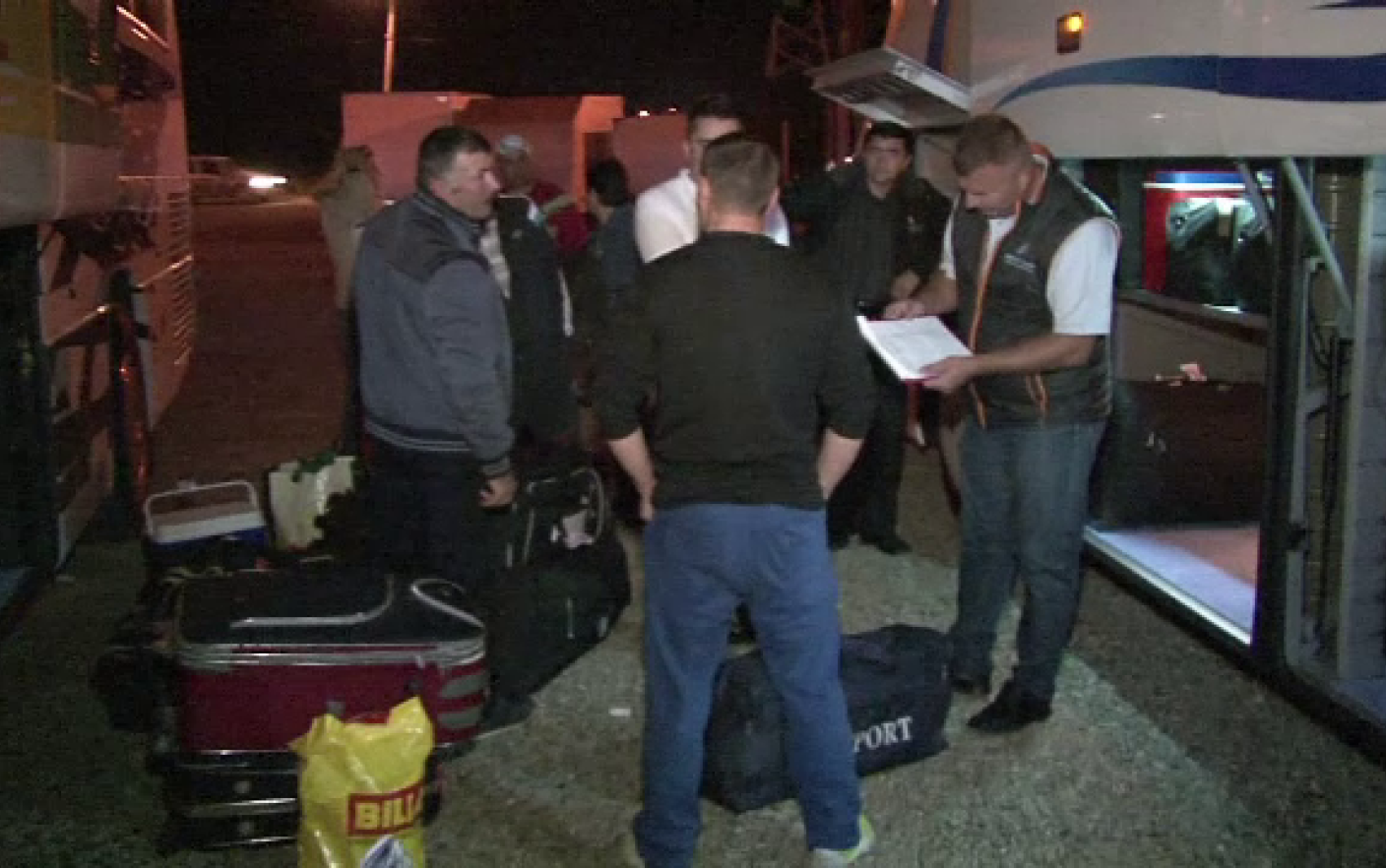 Pirateria din transportul de persoane. Cum isi risca viata romanii care pleaca la munca in Vest