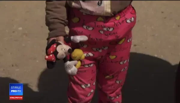 Copiii români trăiesc în condiţii mai rele decât cei din Botswana sau Rwanda