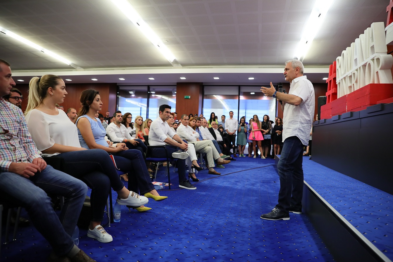 Dragnea le-a explicat tinerilor din PSD cum a făcut "magie" în economia României