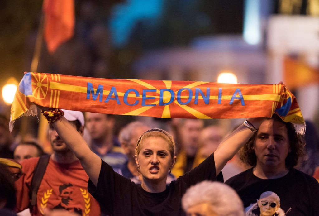 Macedonia ar putea intra în NATO, după schimbarea numelui. Cum privește Rusia această posibilitate