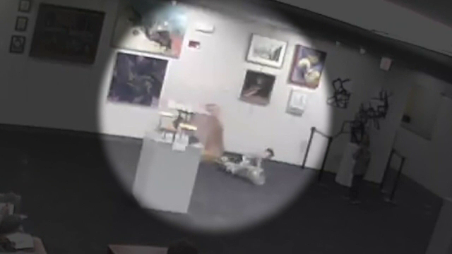 Pozna făcută de un băieţel care îi va costa pe părinţi zeci de mii de dolari