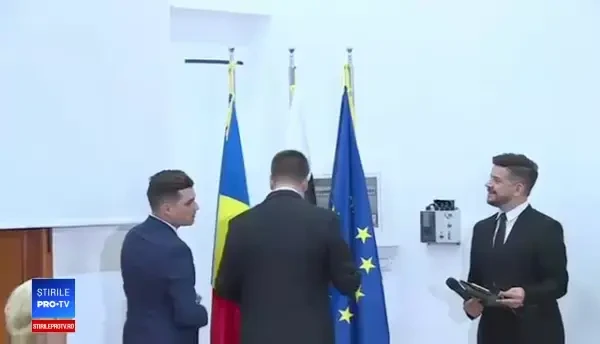 Steagul Estoniei, pus invers la întâlnirea cu Dăncilă. Premierul lor l-a pus corect