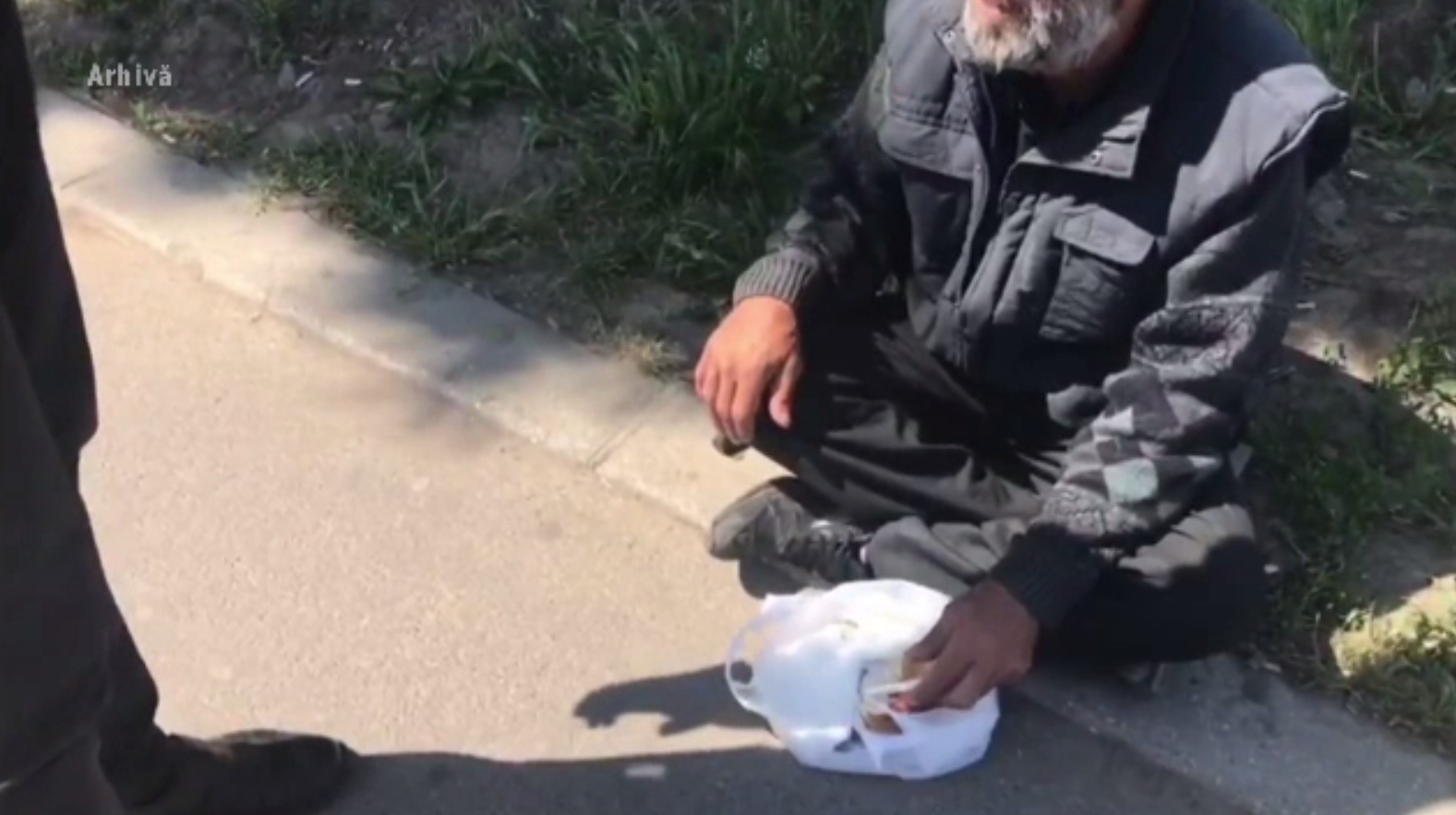 Motivul pentru care o cerșetoare din România a cerut azil în Canada. Zeci de români, anchetați