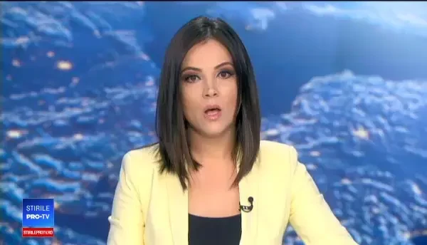 Un motociclist s-a izbit violent de un TIR, în Timiş. Accidentul a fost filmat