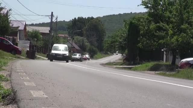 Fiul lui Tudorel Toader a făcut un accident după ce a aţipit la volan. "Am crezut că e cutremur"