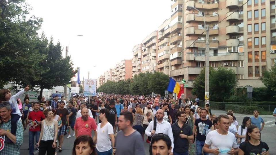 Peste 1.000 de persoane au participat la un miting împotriva Guvernului în Cluj