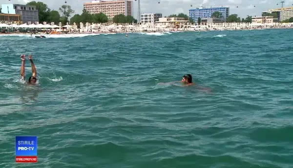 Simulare Ştirile PRO TV cu scenariile care duc la înec pe litoral.