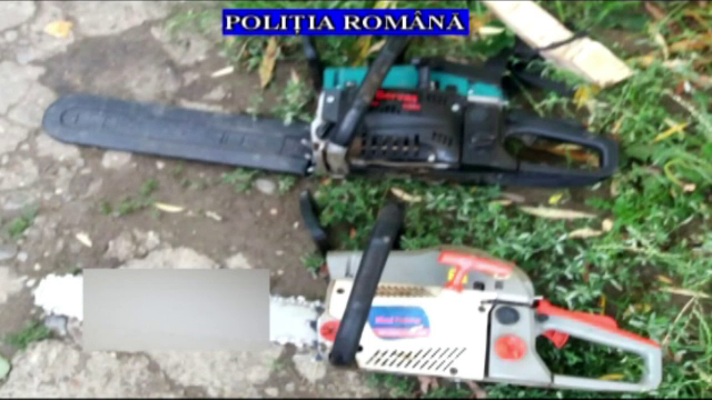 Bărbați din Prahova, suspectați că și-au jefuit vecinii. Le furau motocoasele și polizoarele