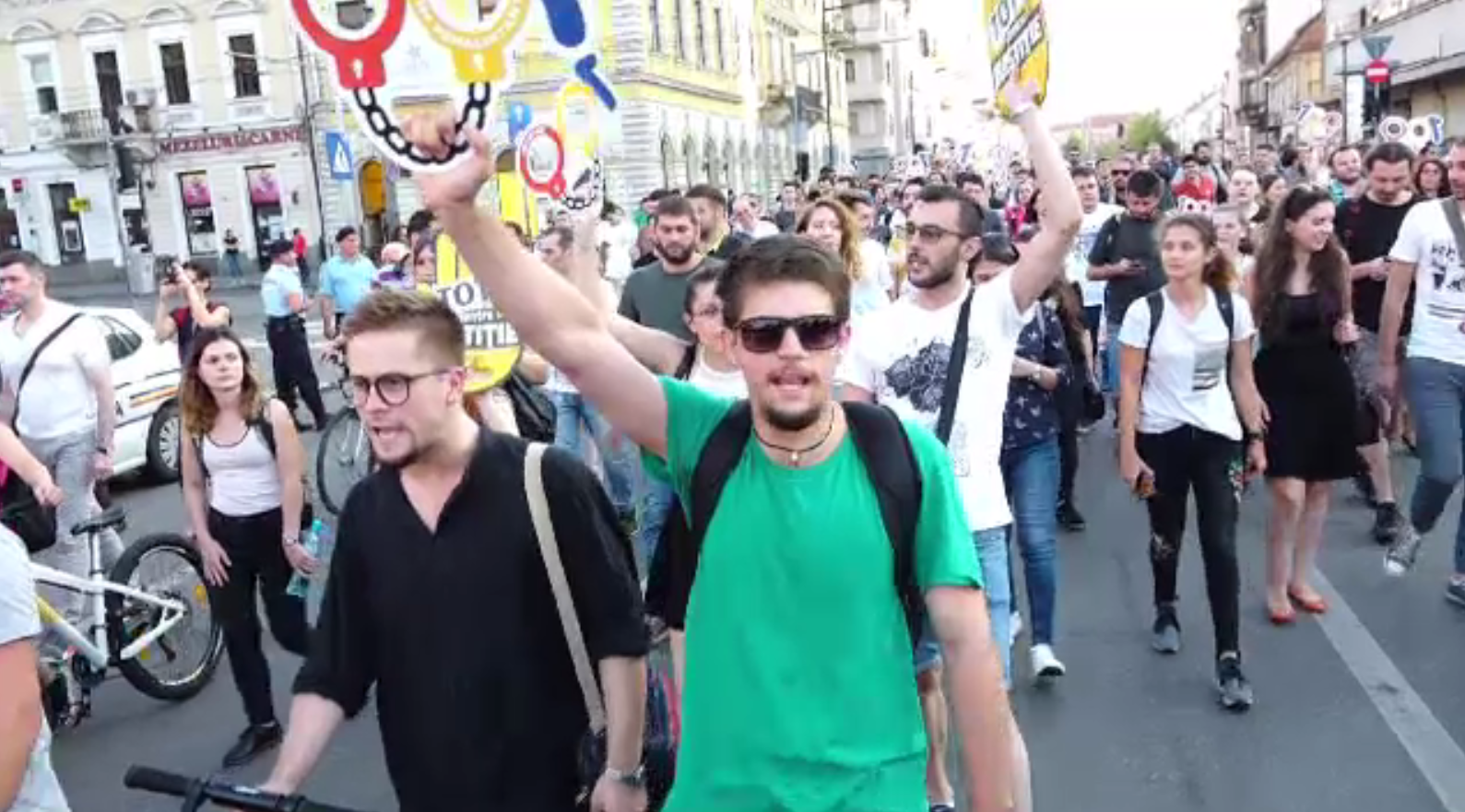 Proteste în Cluj și Sibiu, după modificările aduse Codului de Procedura Penală. ”M-am săturat”