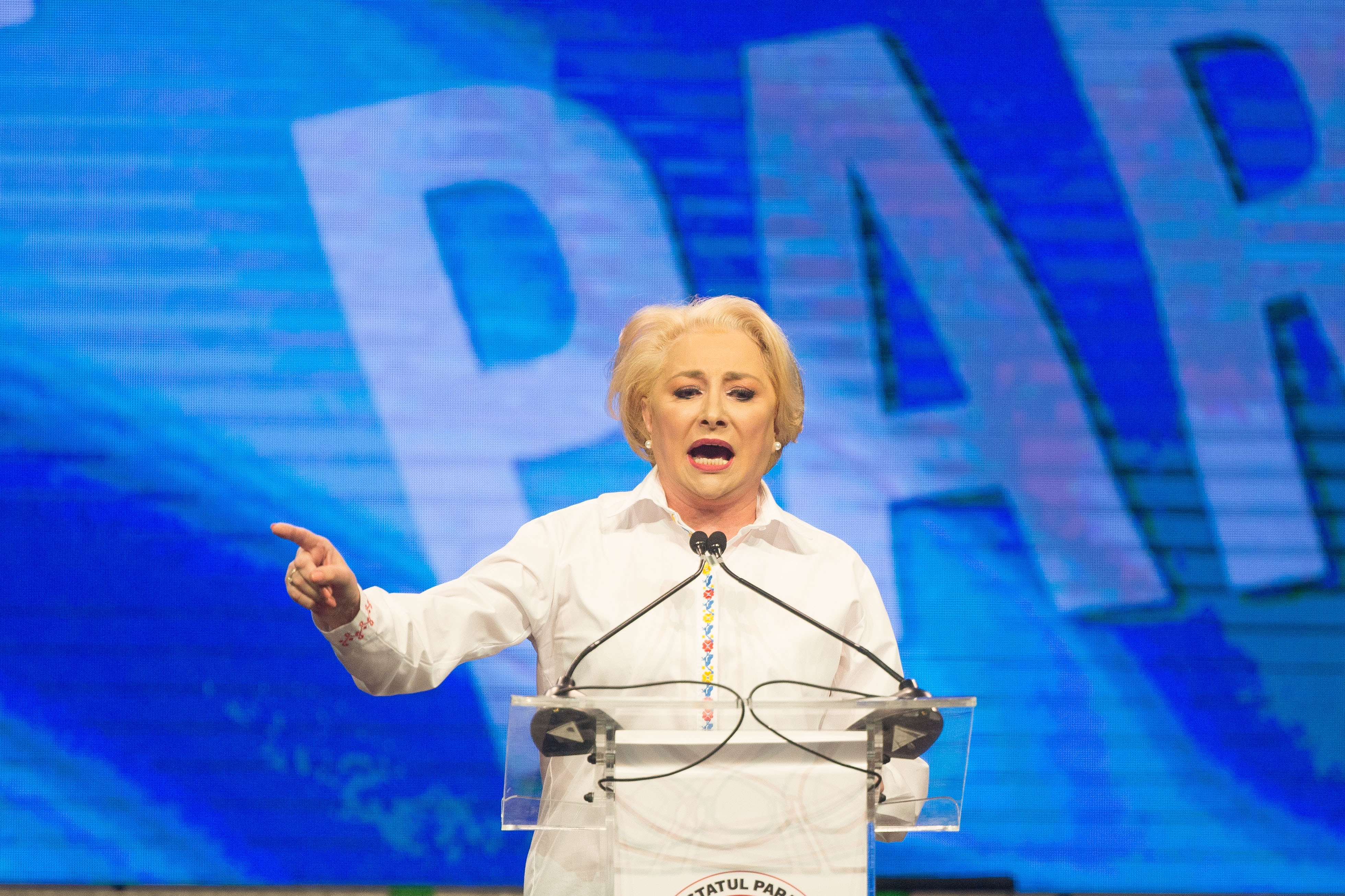 Mesajul Vioricăi Dăncilă, după protestul de pe holurile Parlamentului