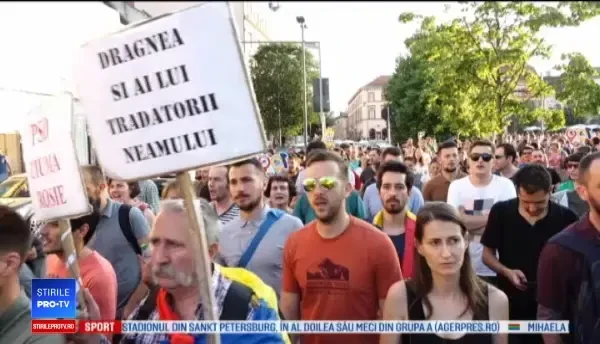 Protest cu 5.000 de persoane, la Cluj Napoca: Ne-am săturat să acţioneze noaptea că hoţii
