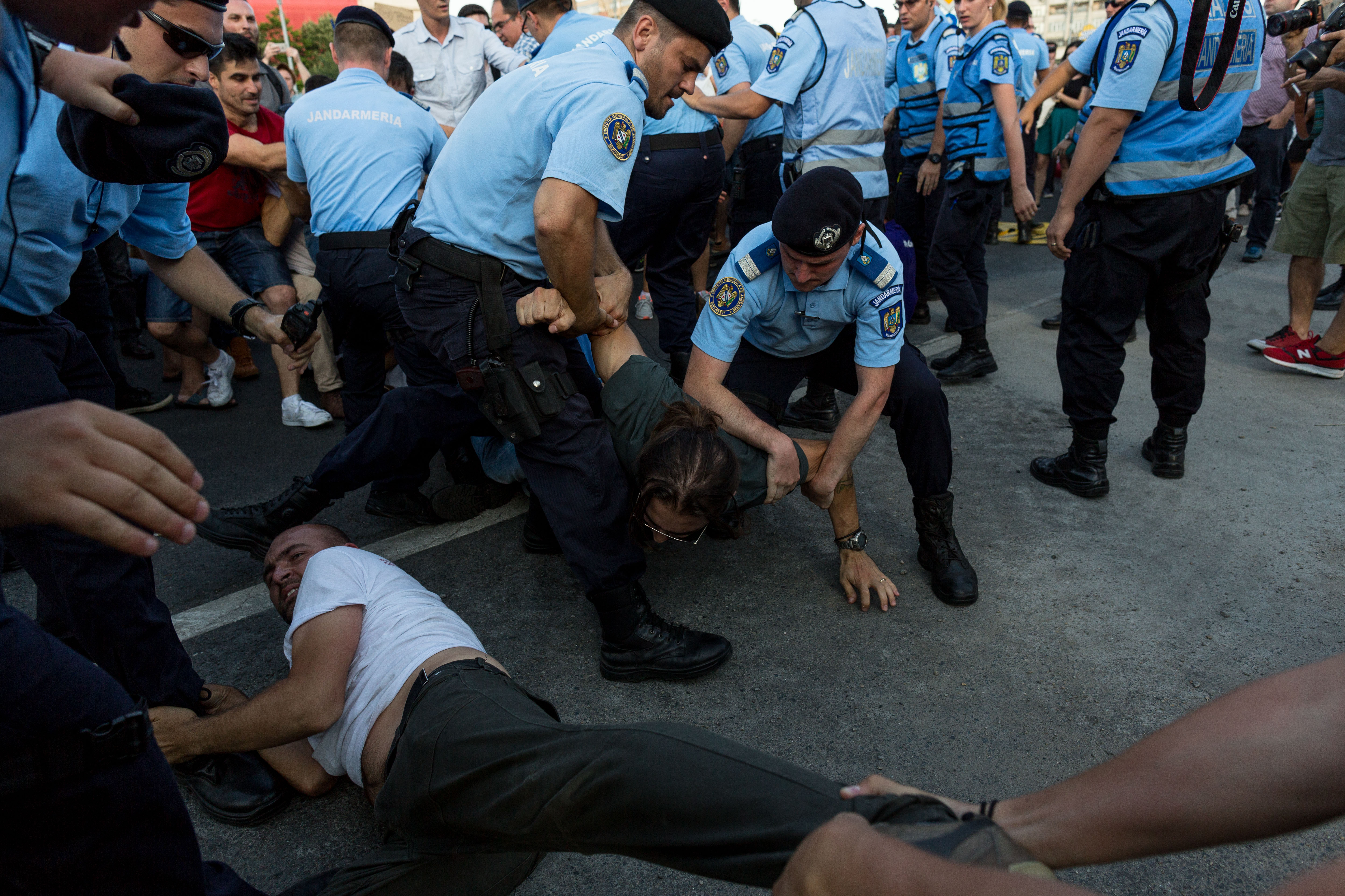 proteste Piata Victoriei 20 iunie