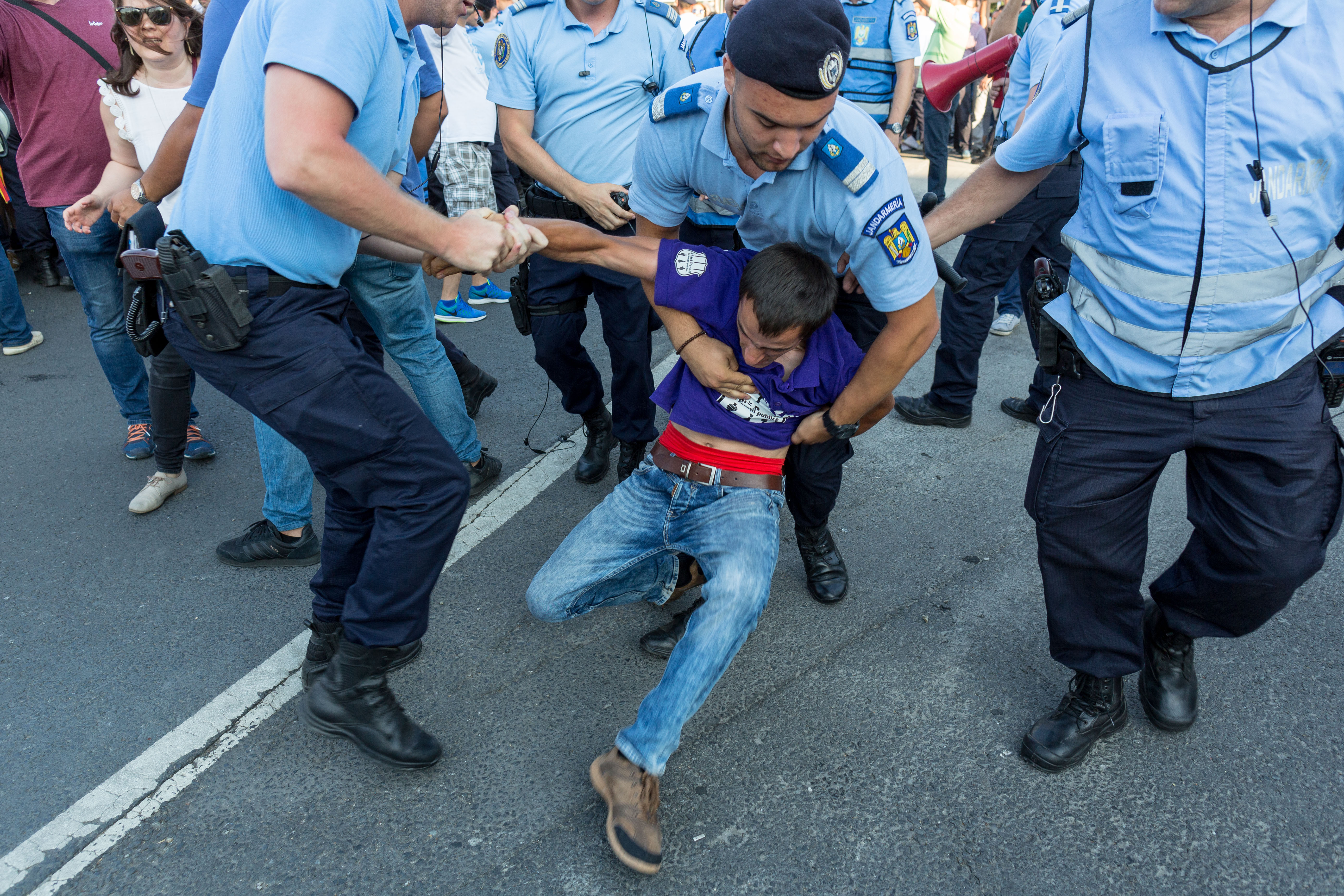 proteste Piata Victoriei 20 iunie