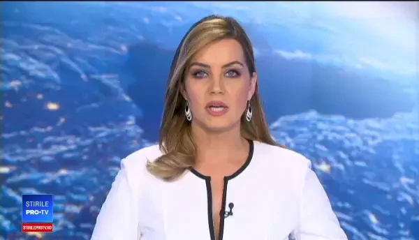 O furtună de 20 de minute a făcut prăpăd în Cluj. Străzi inundate, copaci doborâți, mașini avariate