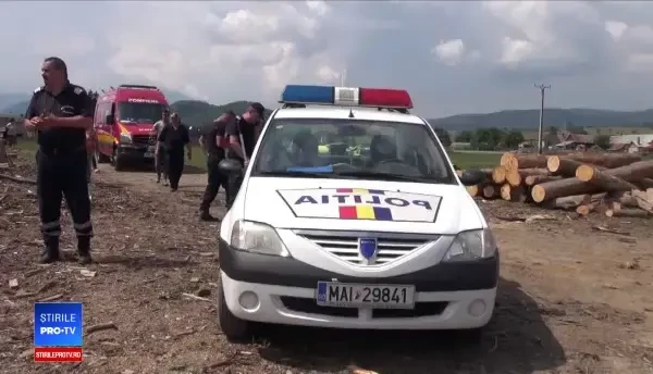 Bărbat mort în Brașov, după ce a căzut de pe o punte. Localnicii spun că este un adevărat pericol