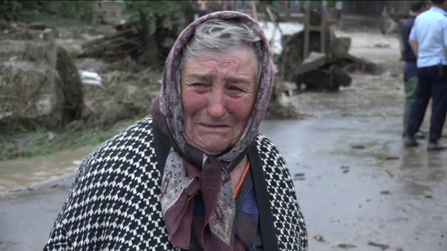 Vijelia a făcut prăpăd în Alba. Bătrână, în lacrimi: ”Ce mă fac eu singură, Doamne?!"