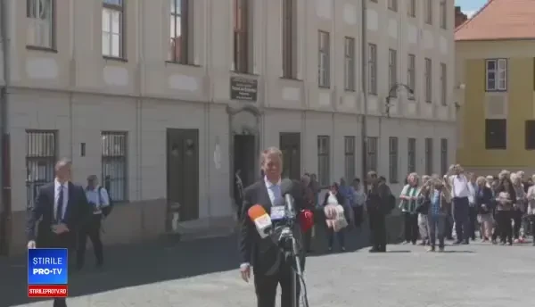 Iohannis, despre o eventuală OUG: Mare grijă, societatea civilă trebuie să stea în alertă. Să protestăm