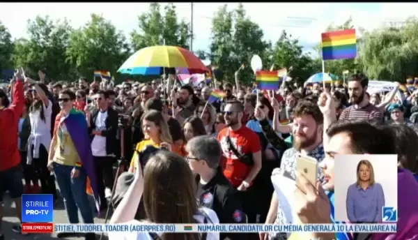 Paradă gay pe străzile din Cluj-Napoca. ”Suntem si noi oameni la fel ca toţi alţii